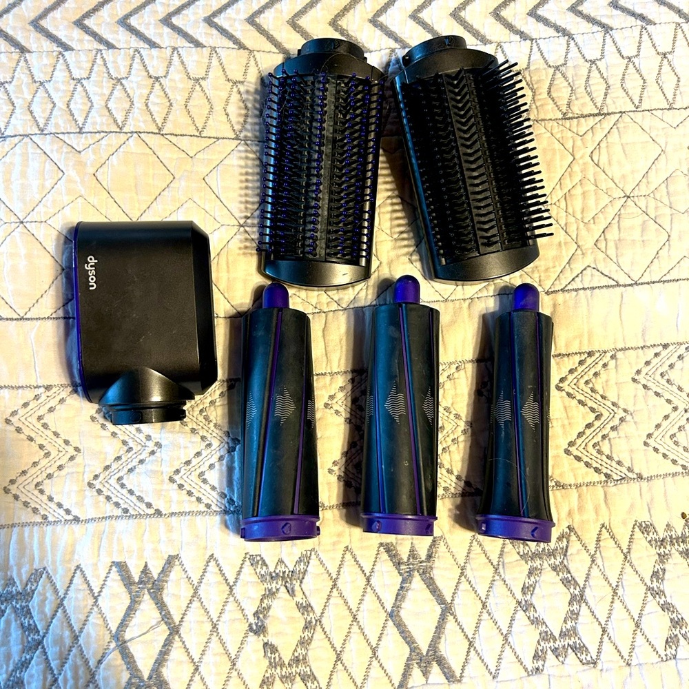 Dyson Airbrush Attachments